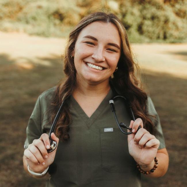 Dr. Alexa Cariello